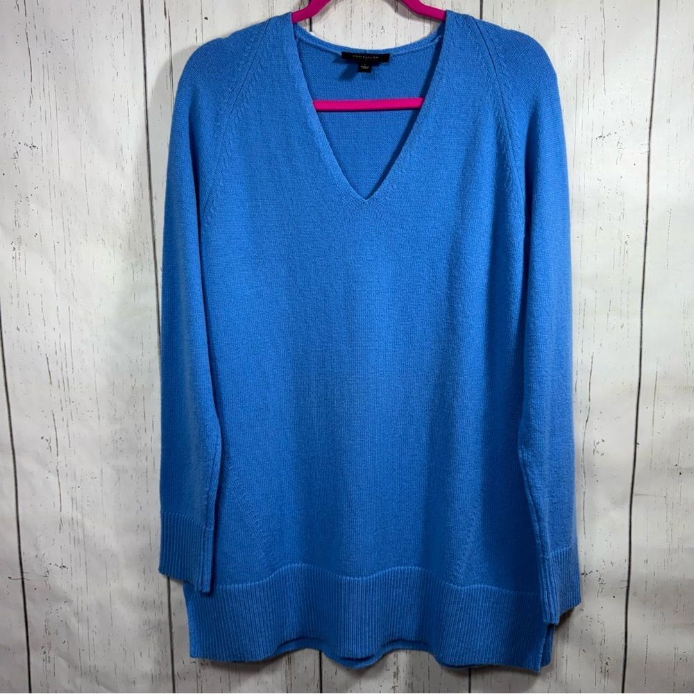 Ann Taylor Blue Wool Blend V Neck Sweater Size L Soft Cozy Knit Minimalist